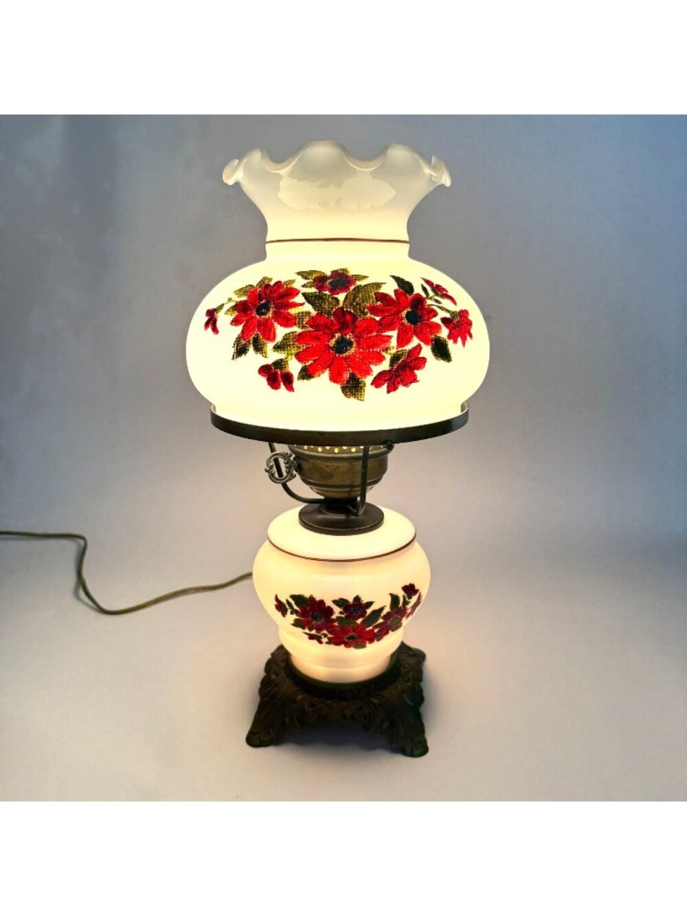 Vintage Accurate Castings Gone With The Wind Hurricane Parlor Lamp Floral